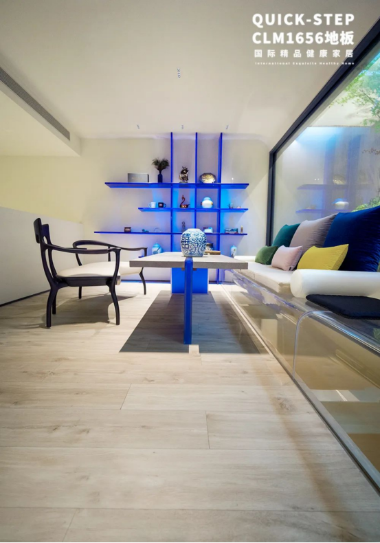 案例精选|地板上顶“材色”俱佳，拿捏空间的自洽感 image